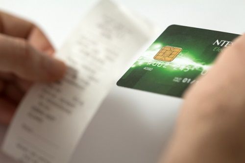 クレジットカードの利用明細にはなんて記載されるの?